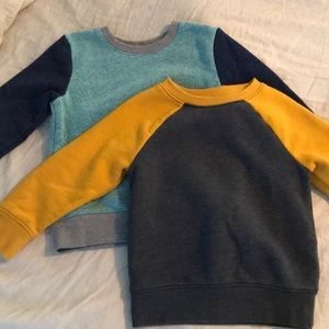 Toddler Boy’s sweatshirt bundle